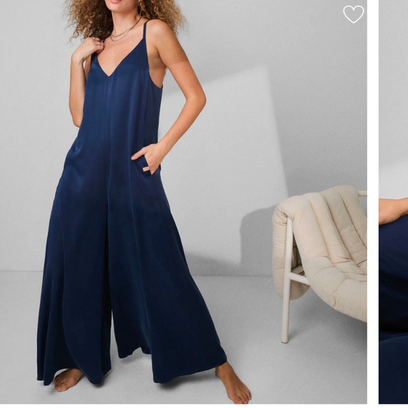 LUNYA NWOT Washable Silk Elastic Strap Jumpsuit in Deep Blue Size L - Picture 1 of 6